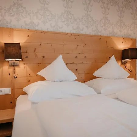 Mucha - - Naturpark Partner Bolsterlang